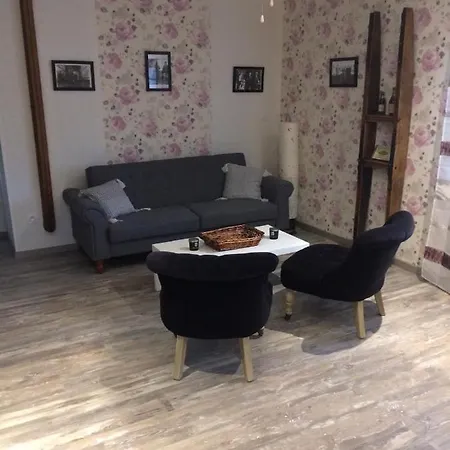 Bed & Breakfast D'hotes Les Vergers De Louise Thiolieres